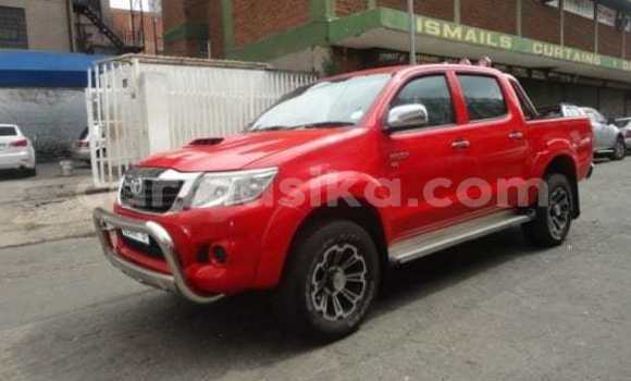 Nunua Ilio tumika Toyota Hilux Nyekundu Gari ndani ya Harare nchini Harare