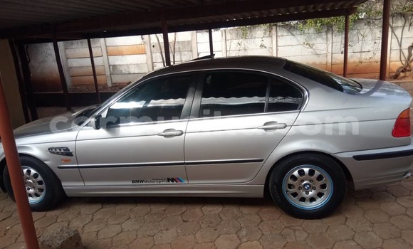 Tenga Tsaru BMW 321 Sirivha Mota in Bulawayo in Bulawayo Tenga Tsaru BMW 321 Sirivha Mota in Bulawayo in Bulawayo