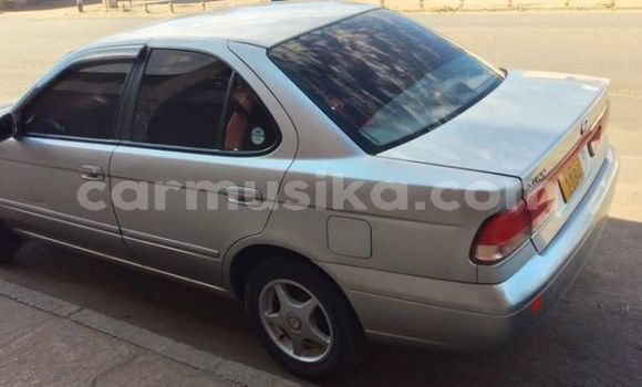 Tenga Tsaru Nissan Sunny Sirivha Mota in Harare in Harare Tenga Tsaru Nissan Sunny Sirivha Mota in Harare in Harare