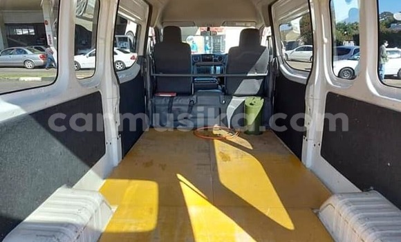 Buy Used Nissan Caravan White Car in Harare in Harare Buy Used Nissan Caravan White Car in Harare in Harare