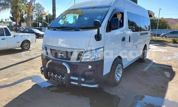 Buy Used Nissan Caravan White Car in Harare in Harare Buy Used Nissan Caravan White Car in Harare in Harare