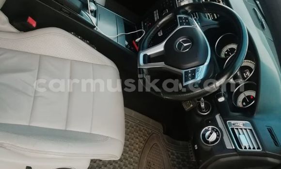 Tenga Tsaru Mercedes‒Benz E–Class Sirivha Mota in Harare in Harare Tenga Tsaru Mercedes‒Benz E–Class Sirivha Mota in Harare in Harare