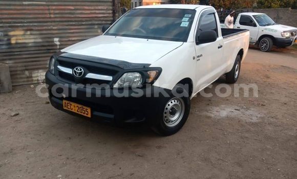 Tenga Tsaru Toyota Hilux Chena Mota in Harare in Harare Tenga Tsaru Toyota Hilux Chena Mota in Harare in Harare