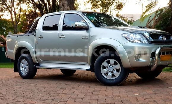 Buy Used Toyota Hilux Silver Car in Harare in Harare