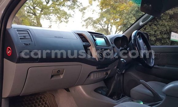 Tenga Tsaru Toyota Hilux Sirivha Mota in Harare in Harare Tenga Tsaru Toyota Hilux Sirivha Mota in Harare in Harare