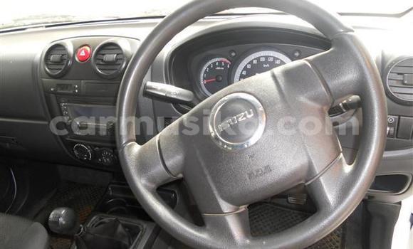 Tenga Tsaru Isuzu KB Chena Mota in Beitbridge in Matabeleland South Tenga Tsaru Isuzu KB Chena Mota in Beitbridge in Matabeleland South