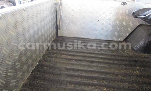 Tenga Tsaru Toyota Land Cruiser Zvimwe Mota in Beitbridge in Matabeleland South Tenga Tsaru Toyota Land Cruiser Zvimwe Mota in Beitbridge in Matabeleland South