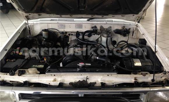 Nunua Ilio tumika Toyota Hilux Nyeupe Gari ndani ya Beitbridge nchini Matabeleland Kusini Nunua Ilio tumika Toyota Hilux Nyeupe Gari ndani ya Beitbridge nchini Matabeleland Kusini