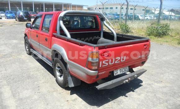 Nunua Ilio tumika Isuzu KB Nyekundu Gari ndani ya Beitbridge nchini Matabeleland Kusini Nunua Ilio tumika Isuzu KB Nyekundu Gari ndani ya Beitbridge nchini Matabeleland Kusini