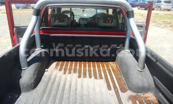 Nunua Ilio tumika Isuzu KB Nyekundu Gari ndani ya Beitbridge nchini Matabeleland Kusini Nunua Ilio tumika Isuzu KB Nyekundu Gari ndani ya Beitbridge nchini Matabeleland Kusini