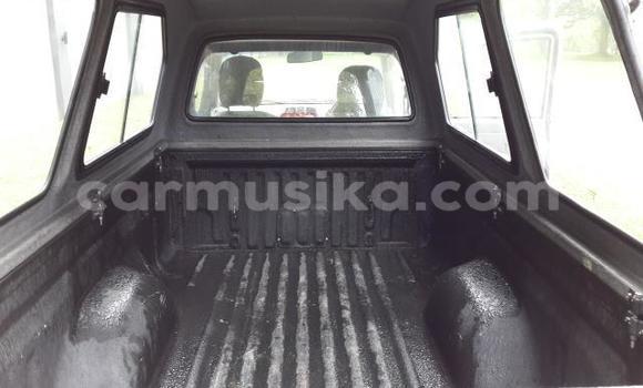 Nunua Ilio tumika Isuzu KB Nyeupe Gari ndani ya Beitbridge nchini Matabeleland Kusini Nunua Ilio tumika Isuzu KB Nyeupe Gari ndani ya Beitbridge nchini Matabeleland Kusini