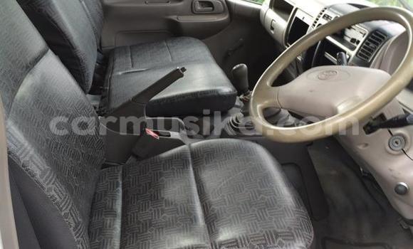 Nunua Ilio tumika Toyota Dyna Nyeupe Gari ndani ya Beitbridge nchini Matabeleland Kusini Nunua Ilio tumika Toyota Dyna Nyeupe Gari ndani ya Beitbridge nchini Matabeleland Kusini