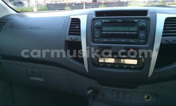 Nunua Ilio tumika Toyota Hilux Nyeupe Gari ndani ya Beitbridge nchini Matabeleland Kusini Nunua Ilio tumika Toyota Hilux Nyeupe Gari ndani ya Beitbridge nchini Matabeleland Kusini