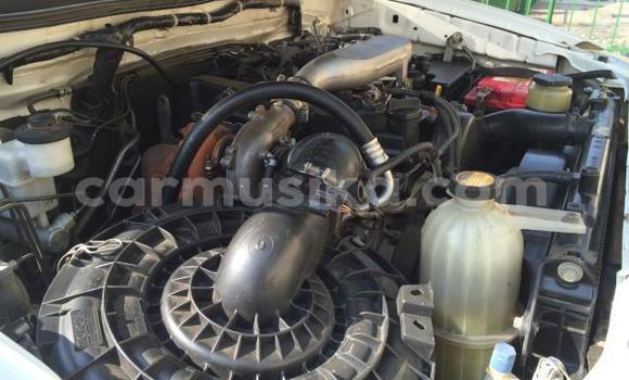 Nunua Ilio tumika Toyota Hilux Nyeupe Gari ndani ya Beitbridge nchini Matabeleland Kusini Nunua Ilio tumika Toyota Hilux Nyeupe Gari ndani ya Beitbridge nchini Matabeleland Kusini