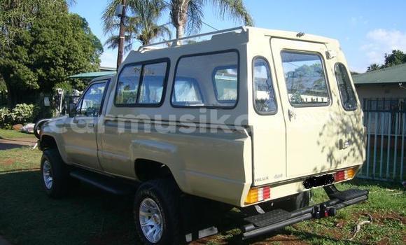Nunua Ilio tumika Toyota Hilux Nyingine Gari ndani ya Beitbridge nchini Matabeleland Kusini Nunua Ilio tumika Toyota Hilux Nyingine Gari ndani ya Beitbridge nchini Matabeleland Kusini