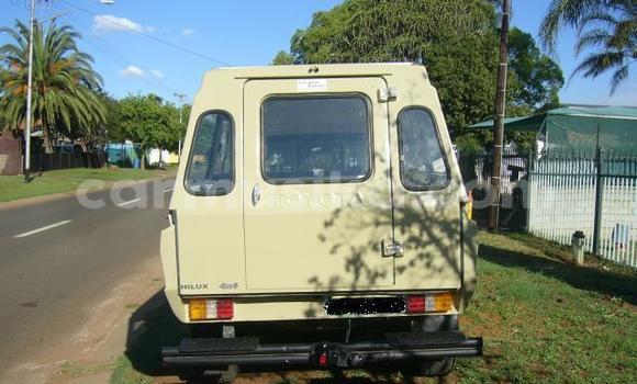 Nunua Ilio tumika Toyota Hilux Nyingine Gari ndani ya Beitbridge nchini Matabeleland Kusini Nunua Ilio tumika Toyota Hilux Nyingine Gari ndani ya Beitbridge nchini Matabeleland Kusini