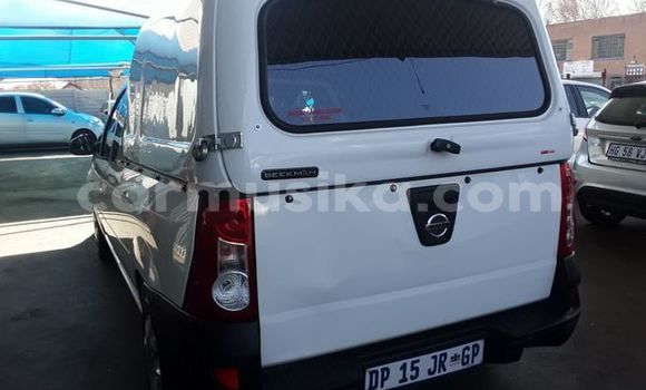 Tenga Tsaru Nissan NP 300 Chena Mota in Harare in Harare Tenga Tsaru Nissan NP 300 Chena Mota in Harare in Harare