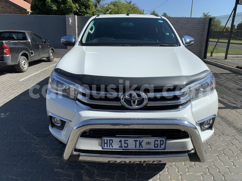 Big with watermark toyota hilux matabeleland south beitbridge 14412