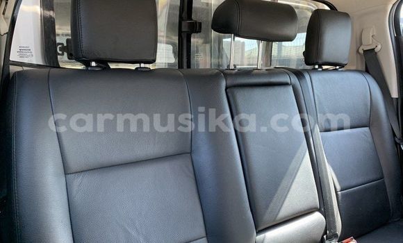 Acheter Occasion Voiture Toyota Hilux Blanc à Beitbridge, Matabeleland South Acheter Occasion Voiture Toyota Hilux Blanc à Beitbridge, Matabeleland South