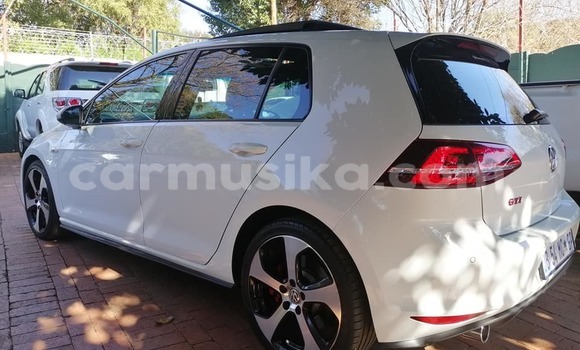 Acheter Occasion Voiture Volkswagen Golf Country Blanc à Beitbridge, Matabeleland South Acheter Occasion Voiture Volkswagen Golf Country Blanc à Beitbridge, Matabeleland South