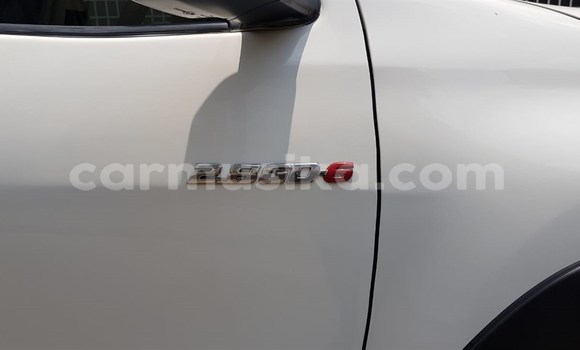 Acheter Occasion Voiture Toyota Hilux Blanc à Beitbridge, Matabeleland South Acheter Occasion Voiture Toyota Hilux Blanc à Beitbridge, Matabeleland South