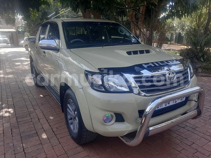 Big with watermark toyota hilux matabeleland south beitbridge 14420