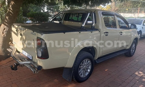 Acheter Occasion Voiture Toyota Hilux Autre à Beitbridge, Matabeleland South Acheter Occasion Voiture Toyota Hilux Autre à Beitbridge, Matabeleland South