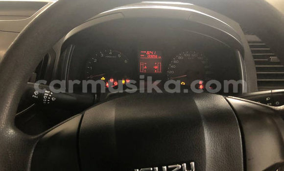 Tenga Tsaru Isuzu KB Chena Mota in Harare in Harare Tenga Tsaru Isuzu KB Chena Mota in Harare in Harare