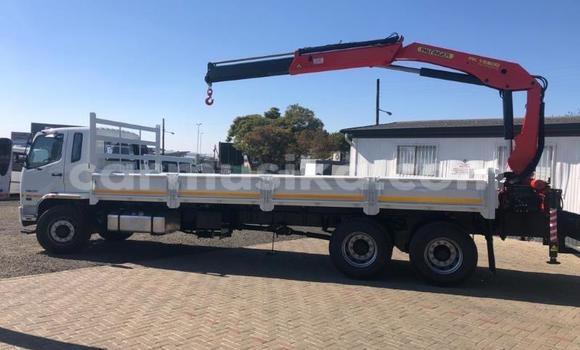 Acheter Occasion Utilitaire Ford E 150 Cargo Van Blanc à Beitbridge, Matabeleland South Acheter Occasion Utilitaire Ford E 150 Cargo Van Blanc à Beitbridge, Matabeleland South