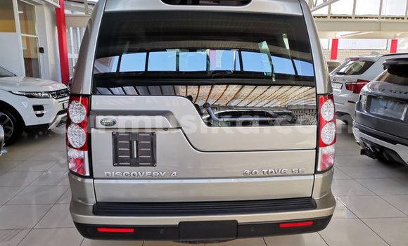 Nunua Ilio tumika Land Rover Discovery Nyingine Gari ndani ya Beitbridge nchini Matabeleland Kusini Nunua Ilio tumika Land Rover Discovery Nyingine Gari ndani ya Beitbridge nchini Matabeleland Kusini