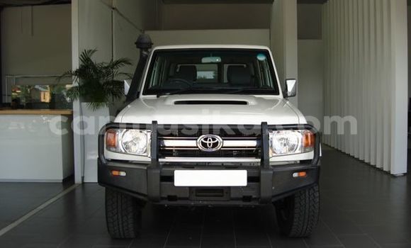 Acheter Occasion Voiture Toyota Land Cruiser Blanc à Harare, Harare
