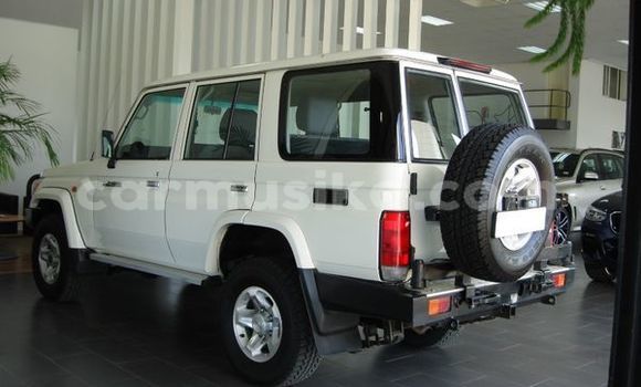 Tenga Tsaru Toyota Land Cruiser Chena Mota in Harare in Harare Tenga Tsaru Toyota Land Cruiser Chena Mota in Harare in Harare