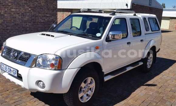 Nunua Ilio tumika Nissan NP 300 Nyeupe Gari ndani ya Beitbridge nchini Matabeleland Kusini Nunua Ilio tumika Nissan NP 300 Nyeupe Gari ndani ya Beitbridge nchini Matabeleland Kusini