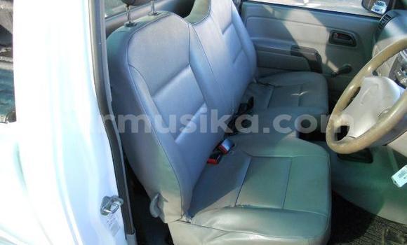 Nunua Ilio tumika Isuzu KB Nyeupe Gari ndani ya Beitbridge nchini Matabeleland Kusini Nunua Ilio tumika Isuzu KB Nyeupe Gari ndani ya Beitbridge nchini Matabeleland Kusini