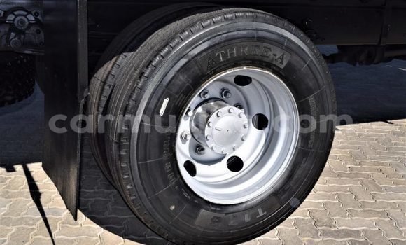 Acheter Occasion Utilitaire Nissan UD Blanc à Beitbridge, Matabeleland South Acheter Occasion Utilitaire Nissan UD Blanc à Beitbridge, Matabeleland South