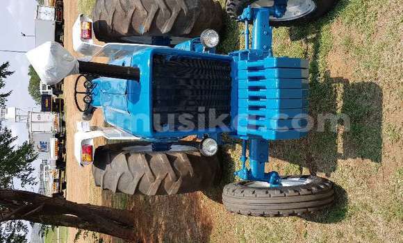 Nunua Ilio tumika Ford Explorer Sport Trac Bluu Gari ndani ya Beitbridge nchini Matabeleland Kusini Nunua Ilio tumika Ford Explorer Sport Trac Bluu Gari ndani ya Beitbridge nchini Matabeleland Kusini