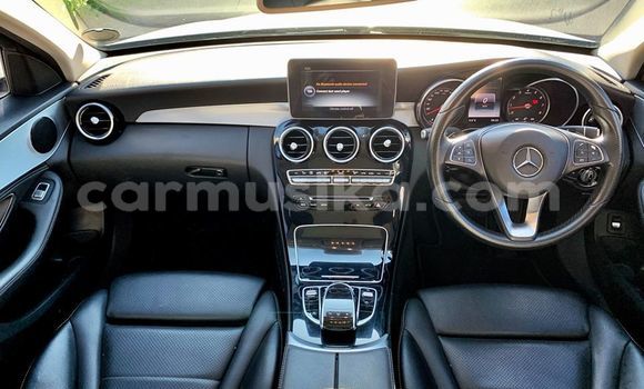 Acheter Occasion Voiture Mercedes‒Benz 250 Gris à Beitbridge, Matabeleland South Acheter Occasion Voiture Mercedes‒Benz 250 Gris à Beitbridge, Matabeleland South