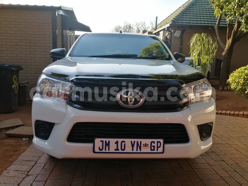 Big with watermark toyota hilux matabeleland south beitbridge 14448