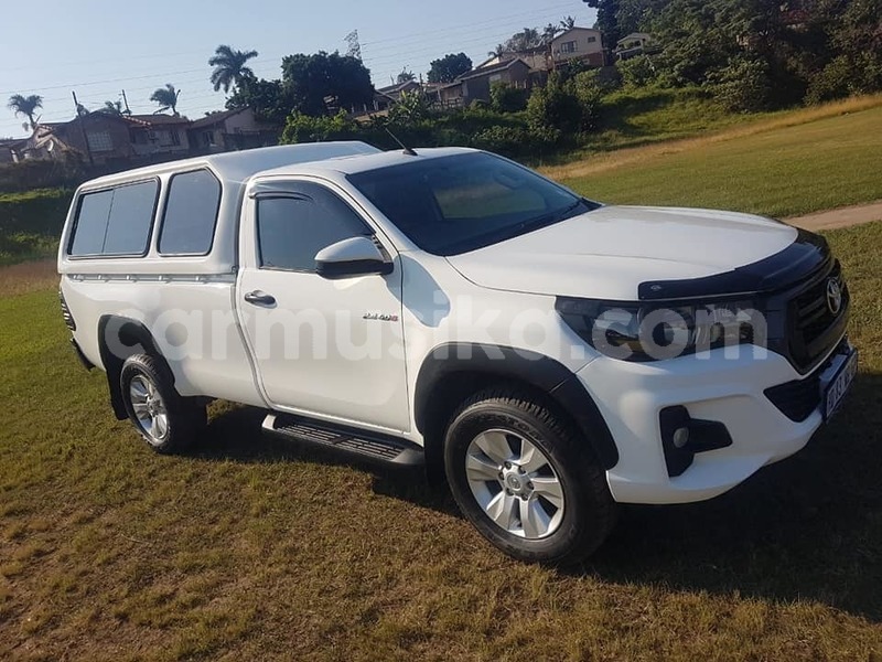 Big with watermark toyota hilux matabeleland south beitbridge 14449