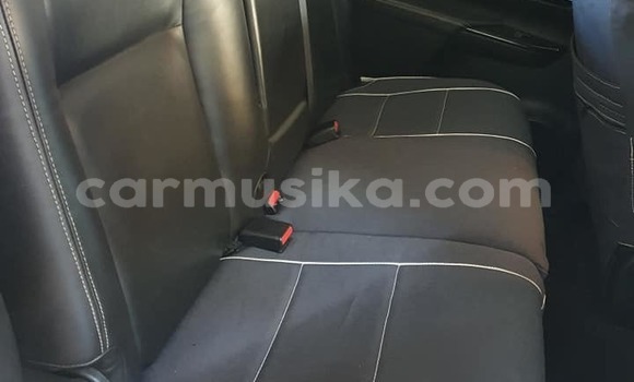 Acheter Occasion Voiture Toyota Hilux Blanc à Beitbridge, Matabeleland South Acheter Occasion Voiture Toyota Hilux Blanc à Beitbridge, Matabeleland South