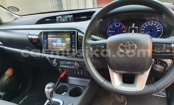 Acheter Occasion Voiture Toyota Hilux Blanc à Beitbridge, Matabeleland South Acheter Occasion Voiture Toyota Hilux Blanc à Beitbridge, Matabeleland South