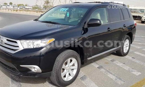 Tenga Imported Toyota Highlander Nhema Mota in Import - Dubai in Harare Tenga Imported Toyota Highlander Nhema Mota in Import - Dubai in Harare
