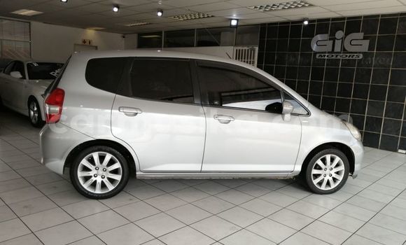 Tenga Tsaru Honda Jazz Sirivha Mota in Harare in Harare Tenga Tsaru Honda Jazz Sirivha Mota in Harare in Harare