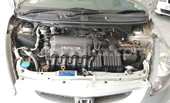 Tenga Tsaru Honda Jazz Sirivha Mota in Harare in Harare Tenga Tsaru Honda Jazz Sirivha Mota in Harare in Harare