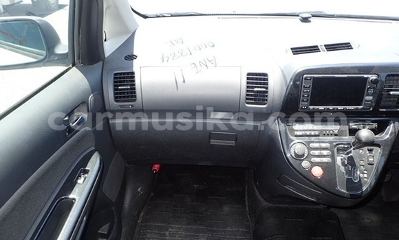 Tenga Tsaru Toyota Wish Chena Mota in Beitbridge in Matabeleland South Tenga Tsaru Toyota Wish Chena Mota in Beitbridge in Matabeleland South