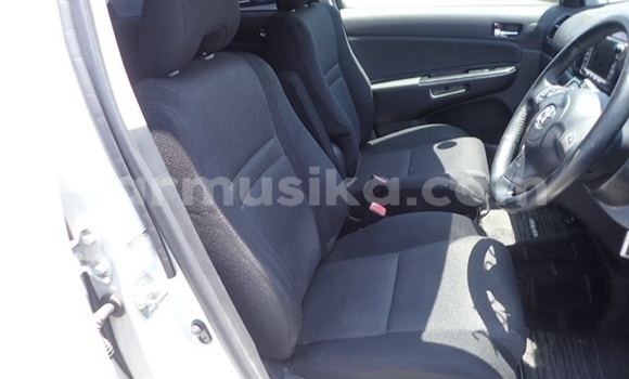 Tenga Tsaru Toyota Wish Chena Mota in Beitbridge in Matabeleland South Tenga Tsaru Toyota Wish Chena Mota in Beitbridge in Matabeleland South