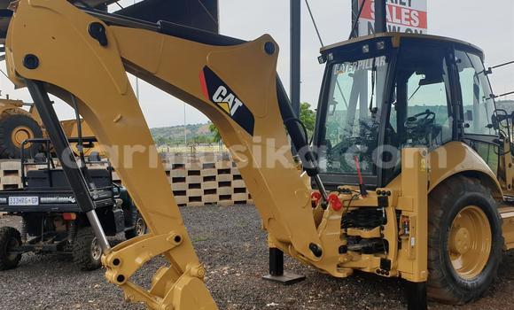 Tenga Tsaru AMC Hornet Bhurawuni Mota in Beitbridge in Matabeleland South