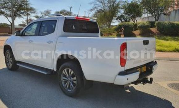 Acheter Occasion Voiture Mercedes‒Benz X-klasse Concept Blanc à Beitbridge, Matabeleland South Acheter Occasion Voiture Mercedes‒Benz X-klasse Concept Blanc à Beitbridge, Matabeleland South