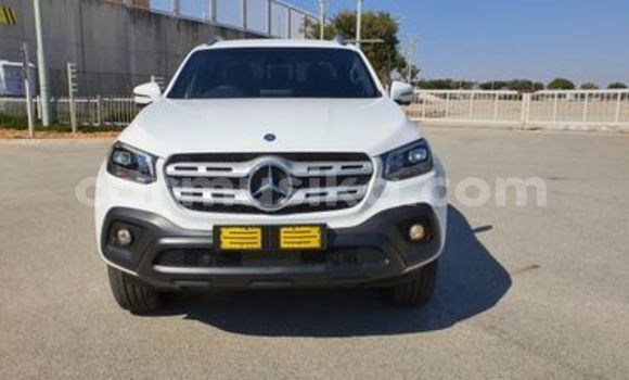 Acheter Occasion Voiture Mercedes‒Benz X-klasse Concept Blanc à Beitbridge, Matabeleland South Acheter Occasion Voiture Mercedes‒Benz X-klasse Concept Blanc à Beitbridge, Matabeleland South