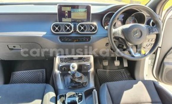 Acheter Occasion Voiture Mercedes‒Benz X-klasse Concept Blanc à Beitbridge, Matabeleland South Acheter Occasion Voiture Mercedes‒Benz X-klasse Concept Blanc à Beitbridge, Matabeleland South